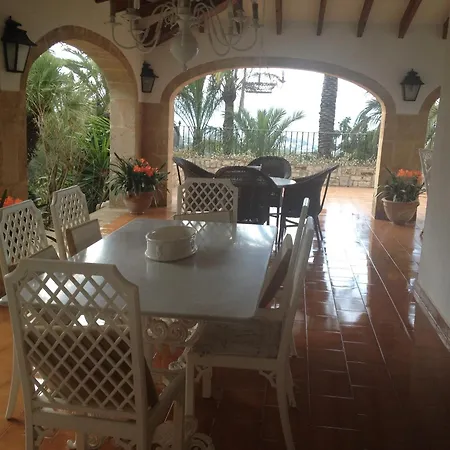 Villa Seaside In With Private Pool