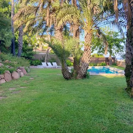 Seaside In With Private Pool Villa